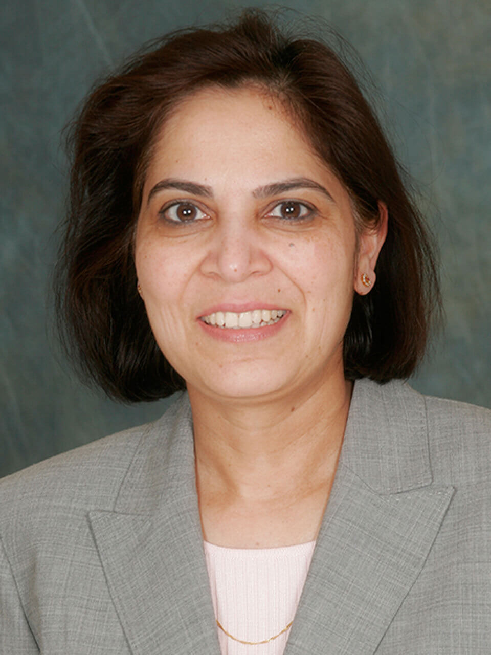 Niva Khan, MD