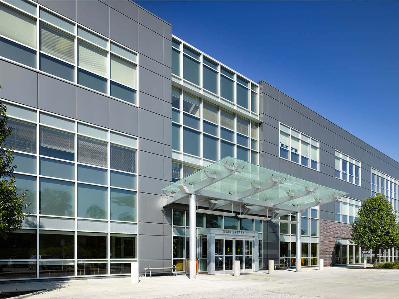 Laboratory Services - Covington Main Entrance